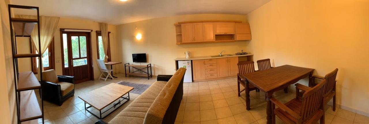 Alp Inn Villas 图兰克 外观 照片
